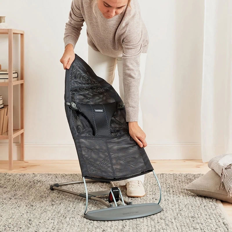 Шезлонг BabyBjörn Bliss Mesh Anthracite