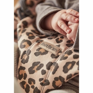 Lamamistool BabyBjörn Bliss beige/leopard cotton classic