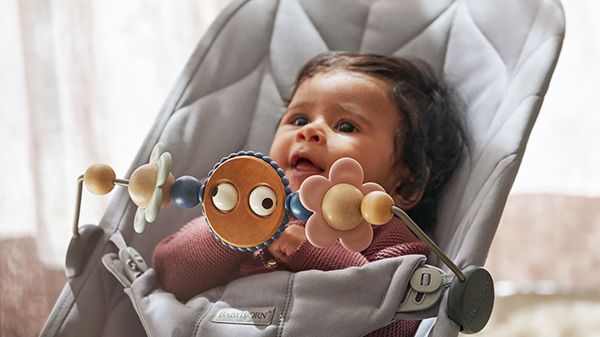 Mängukaar lamamistoolile BabyBjörn Googly Eyes googly eyes video