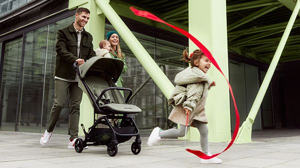 Коляска для путешествий Easywalker Miley 2 видео