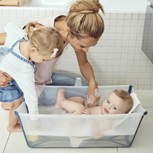 Kokkupandav lastevann koos beebitoega Stokke Flexi Bath blue