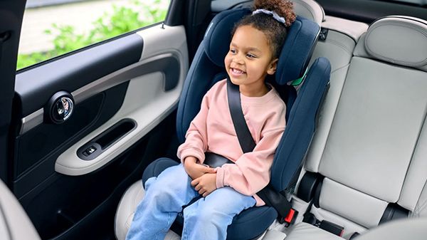 Maxi-Cosi RodiFix Pro2 i-Size Child Car Seat video