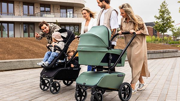 The Jiffle Wagon 2 Stroller Set video