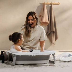 Twistshake Foldable Baby Bathtub