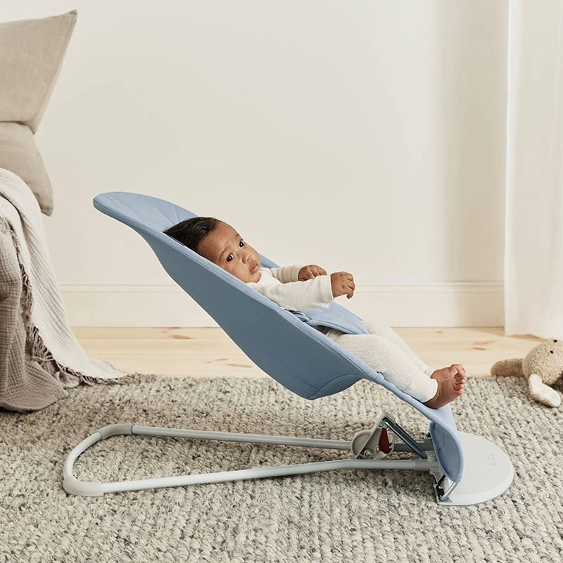 Lamamistool BabyBjörn Bliss Woven Petal Blue