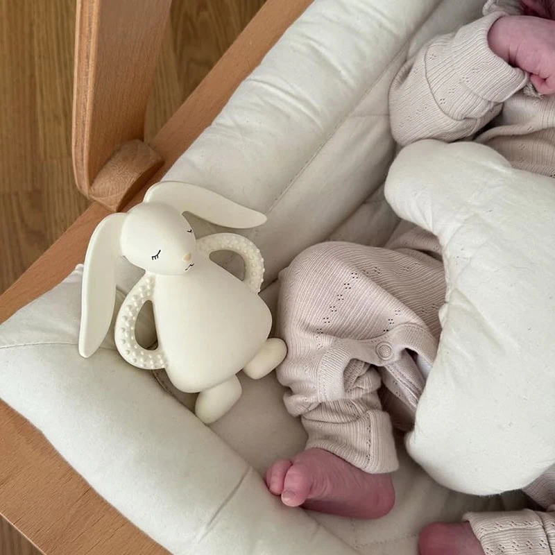 Moonie Bunny Teether Cream