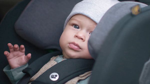 Maxi-Cosi Emerald video